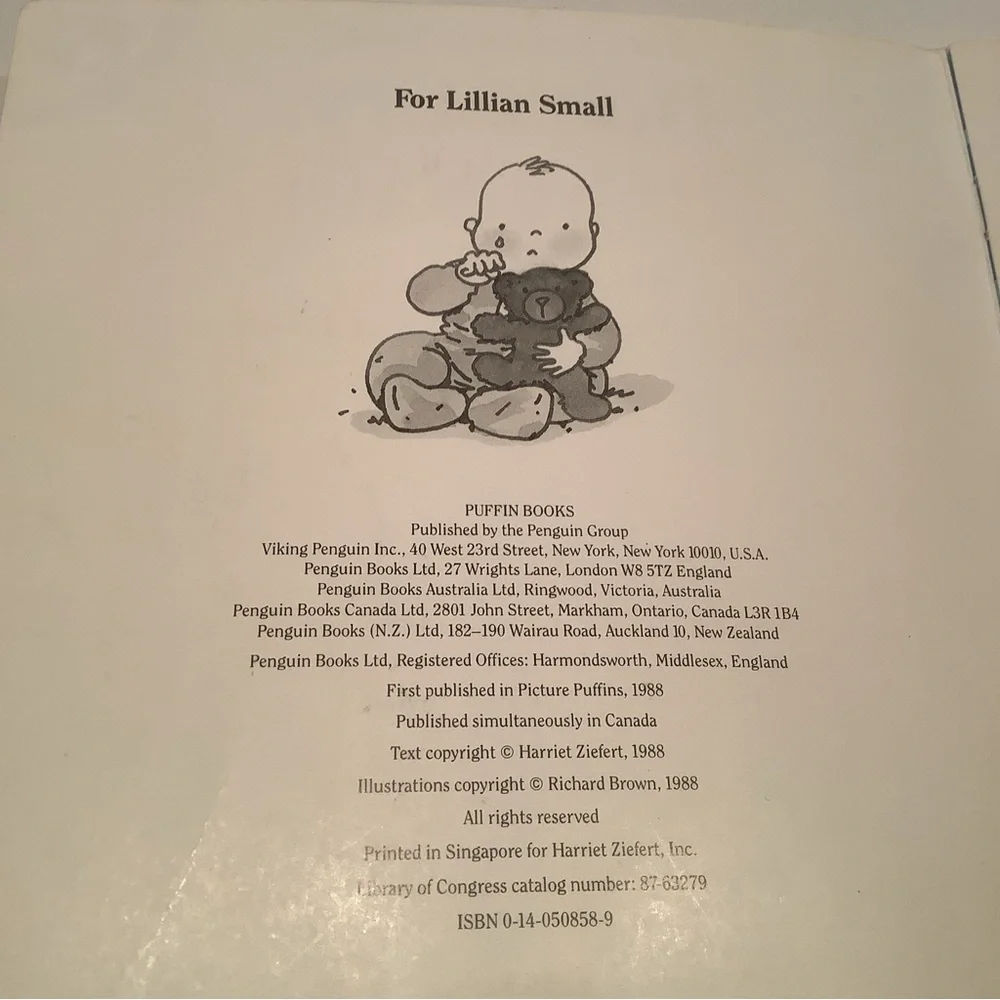 DON'T CRY, BABY SAM (A LIFT THE FLAP BOOK) By Harriet Ziefert **Excellent**